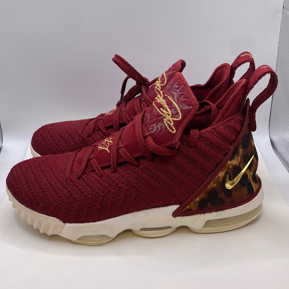 Lebron XVI Red/Gold
